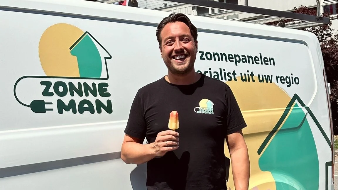 Menno van Zonneman met ijsje
