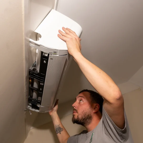 Zonneman plaats airco binnenunit